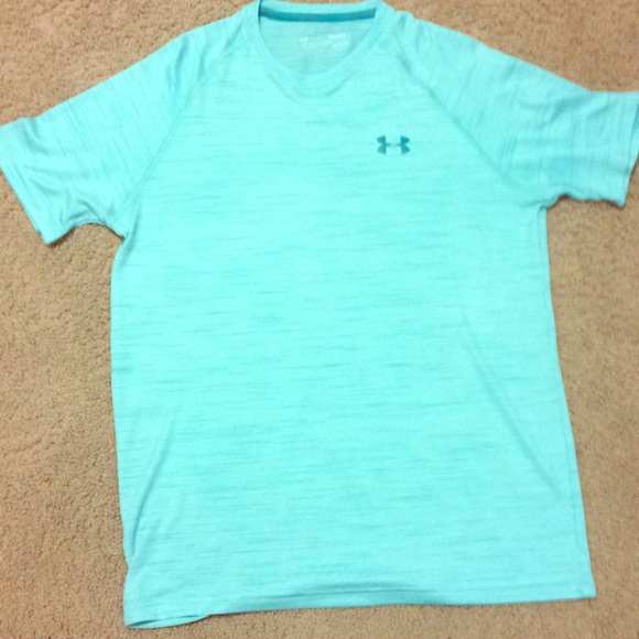 Under Armour Other - Under Armor heatgear mens shirt